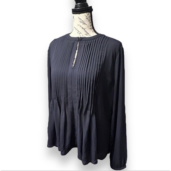 Ann Taylor M Navy Pleated Blouse Long Sleeve Keyhole Neck Career Office Work Top - Picture 4 of 13